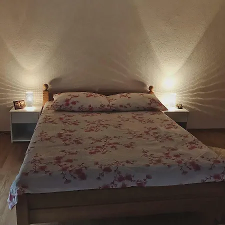 Apartman Lavanda *